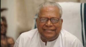 ഹൃദയാഘാതം: വി.എസ്.അച്യുതാനന്ദനെ ആശുപത്രിയിൽ പ്രവേശിപ്പിച്ചു