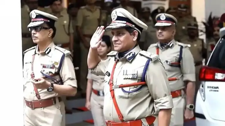 രവത ചന്ദ്രശേഖർ സ്ഥാനമേറ്റു