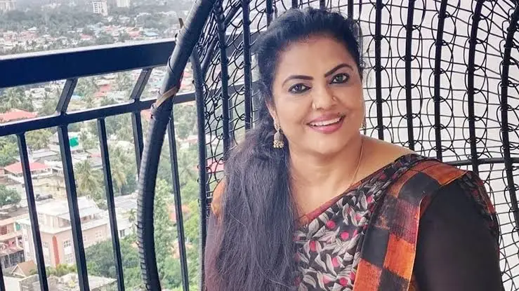 ബാലചന്ദ്ര മേനോനെ അപകീർത്തിപ്പെടുത്തി; നടി മീനു മുനീർ അറസ്റ്റിൽ