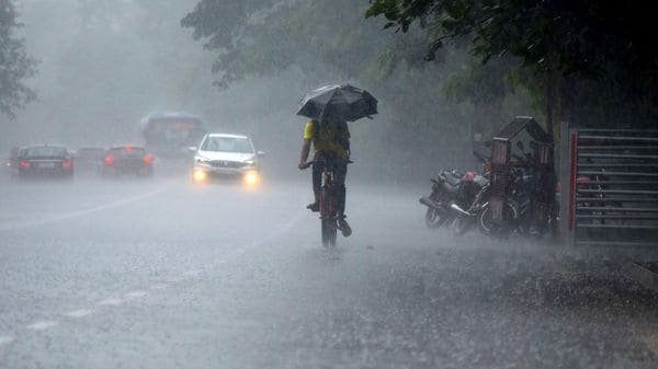 ഇന്ന് വ്യാപകമായ കനത്ത മഴക്ക് സാധ്യത