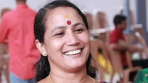 ചരിത്രം സൃഷ്ടിച്ച് സി.പി.ഐ മാതൃകയാവുന്നു
