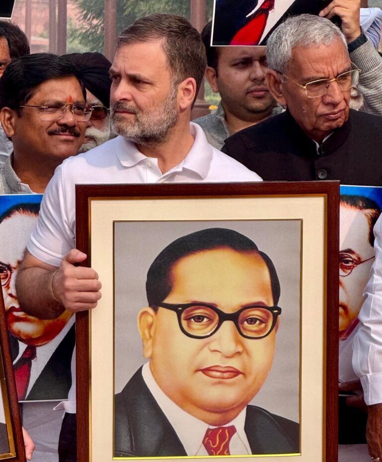 അംബേദ്കർ -രാഹുൽ താരതമ്യം; അപലപിച്ച് ബി.ജെ.പി
