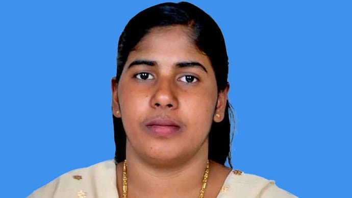 നിമിഷ പ്രിയയുടെ വധശിക്ഷ: റദ്ദാക്കിയെന്ന് കാന്തപുരം, വഴങ്ങിയിട്ടില്ലെന്ന് തലാലിന്റെ കുടുംബം