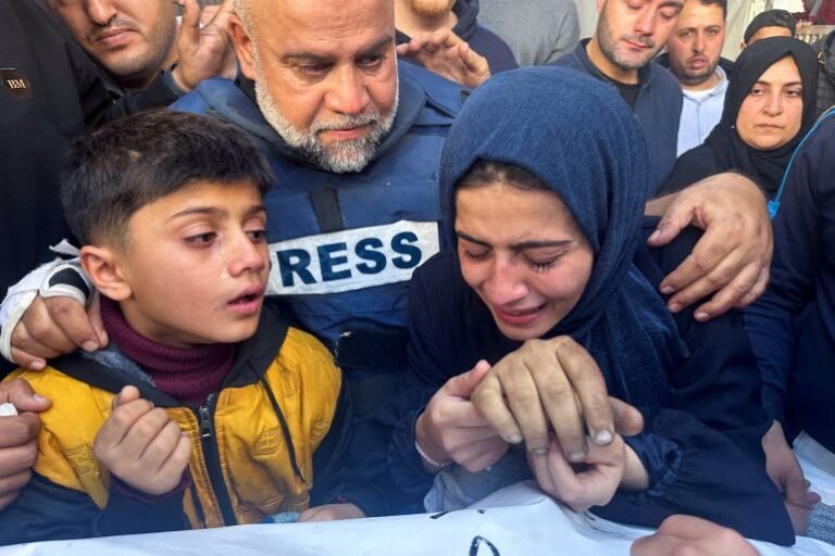 അൽ – ജസീറ മാധ്യമ സംഘം ഗാസയിൽ കൊല്ലപ്പെട്ടു